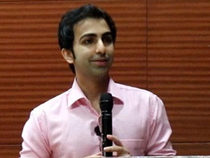 World Billiard Champion Pankaj Advani shares his success journey with Oakridge school students